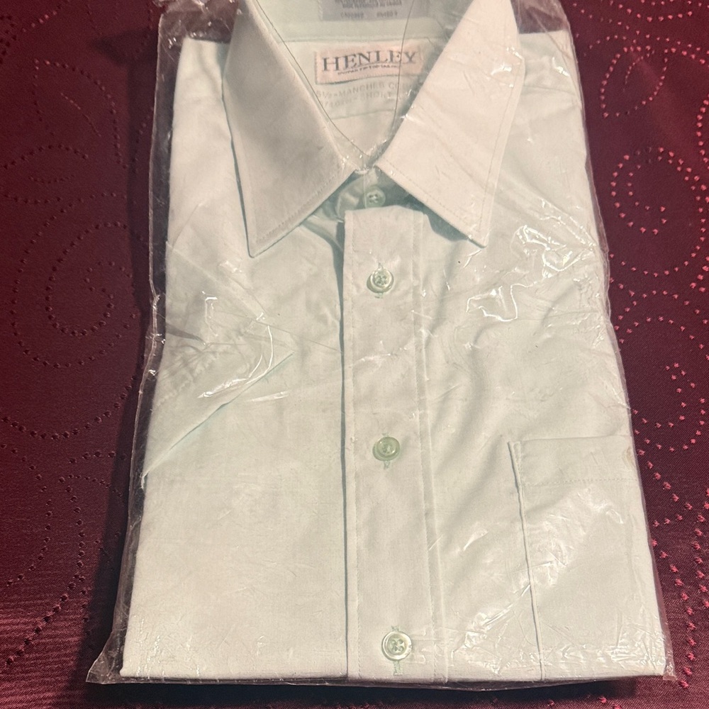 Men's Light Green Dress Shirt. 520